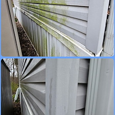 Mobile-Home-Pressure-Washing-in-St-Joseph-MO-Expert-Cleaning-for-a-Like-New-Look 8
